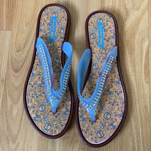 Flip Flops with Rhinestones - Picture 7 of 12